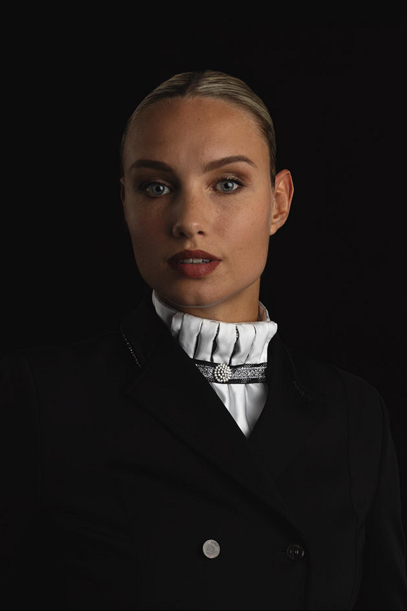 ANKY Competition Women&acute;s Pleated Crown Stock Tie