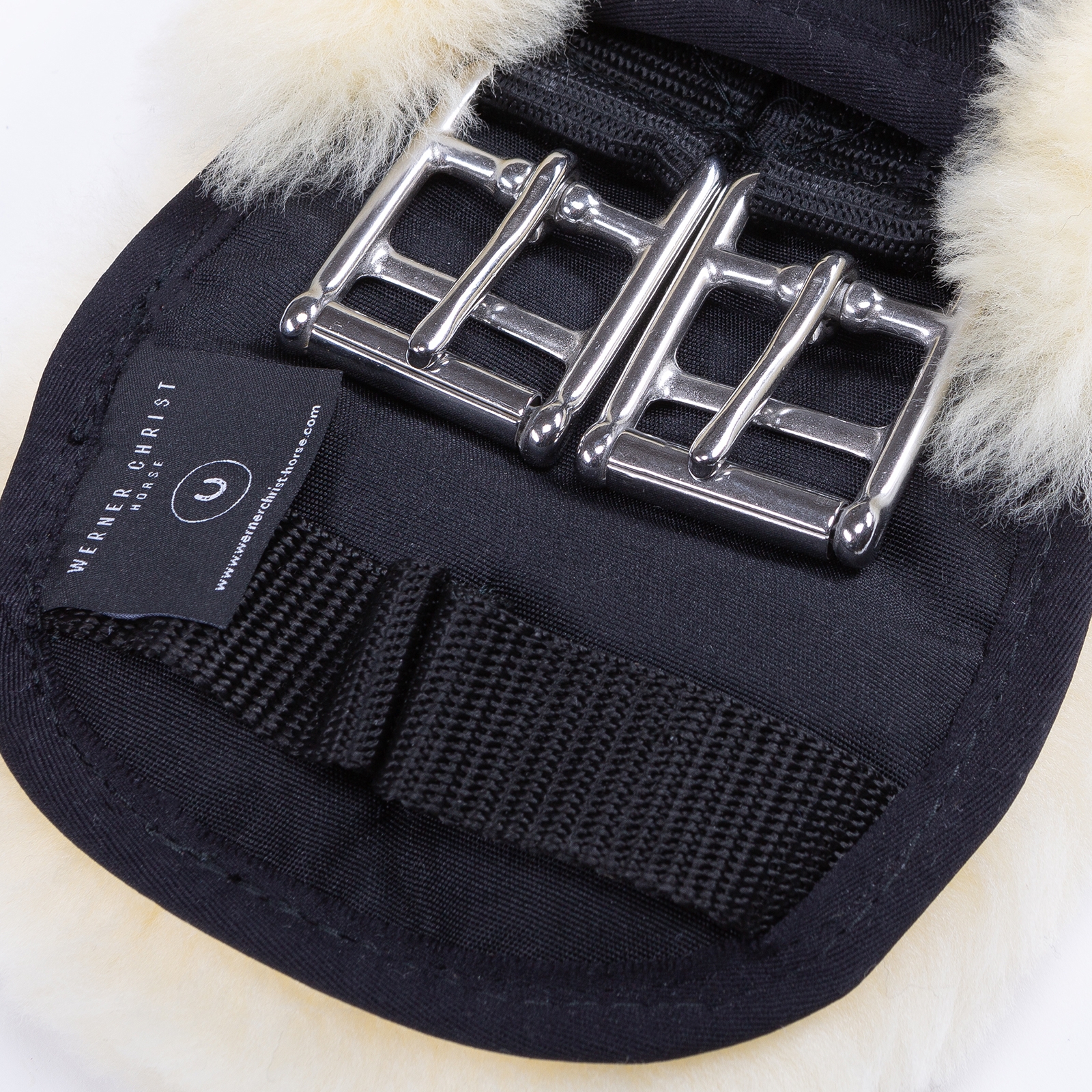 Christ Contoured dressage girth