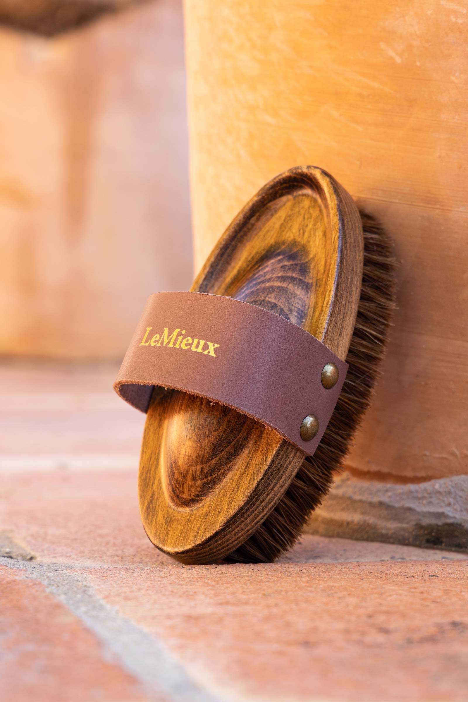 LeMieux Artisan Soft Speckled Brush