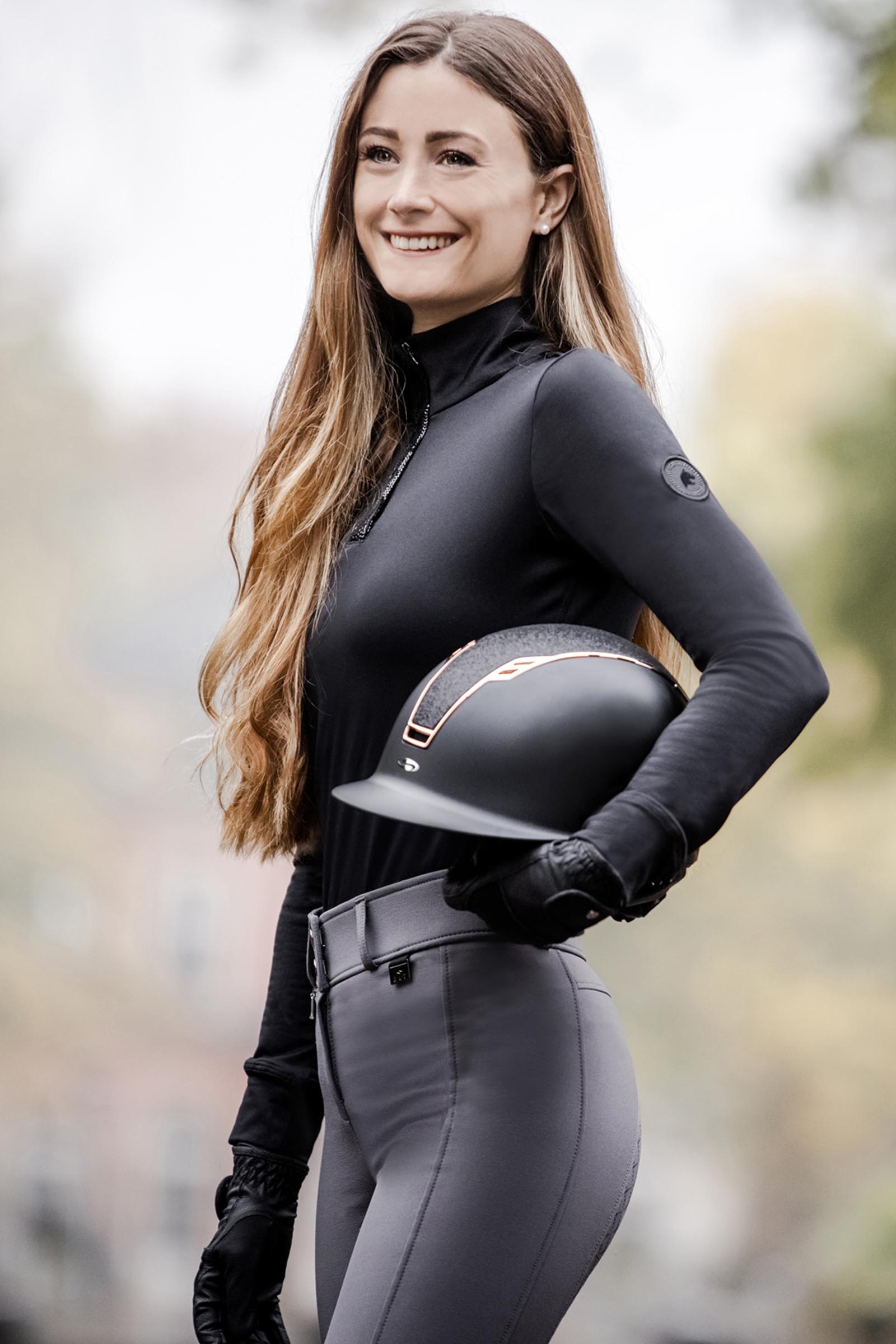 SWING H22 shine Riding Helmet