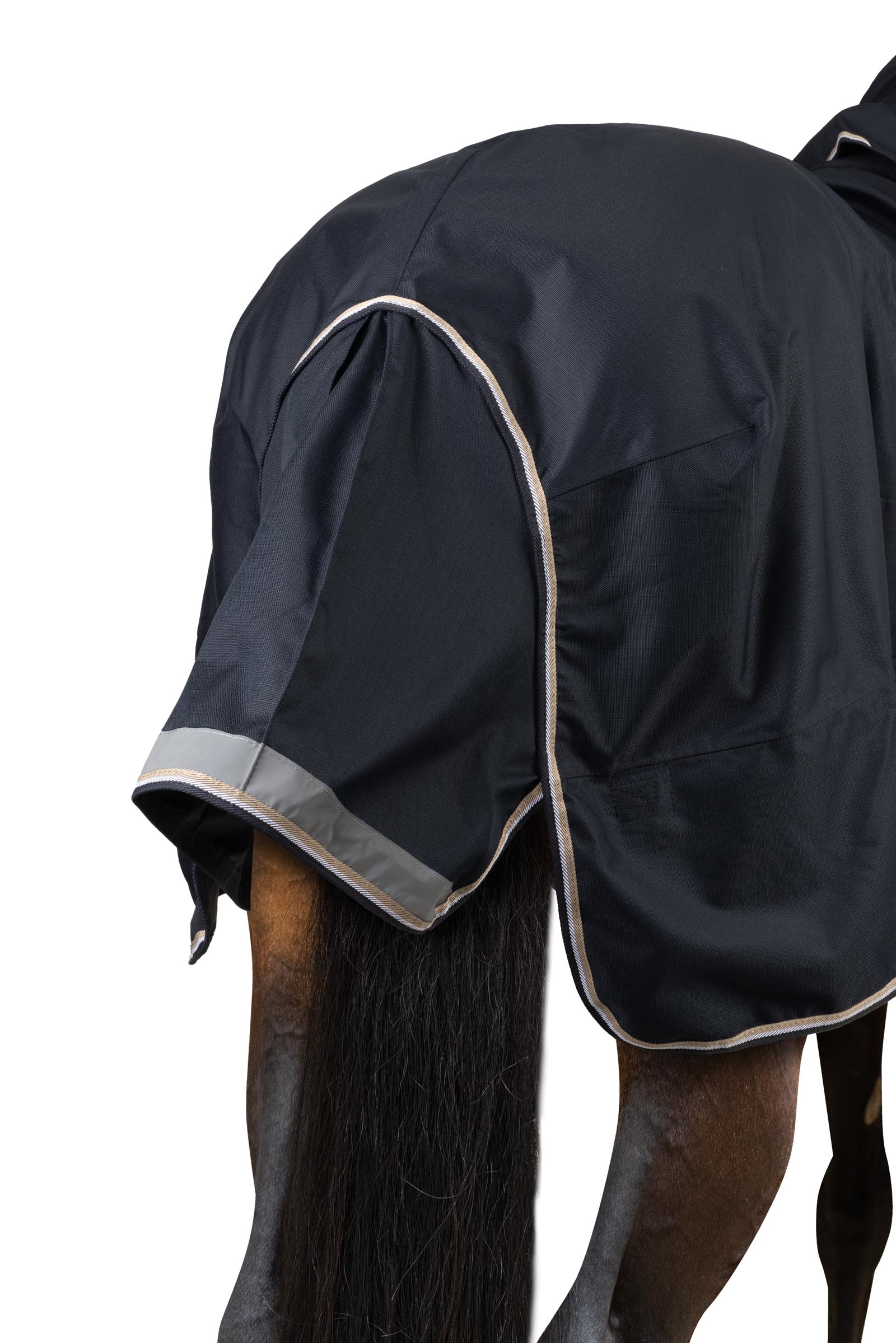 B Vertigo Georgina Turnout Rug with Detachable Neckpiece