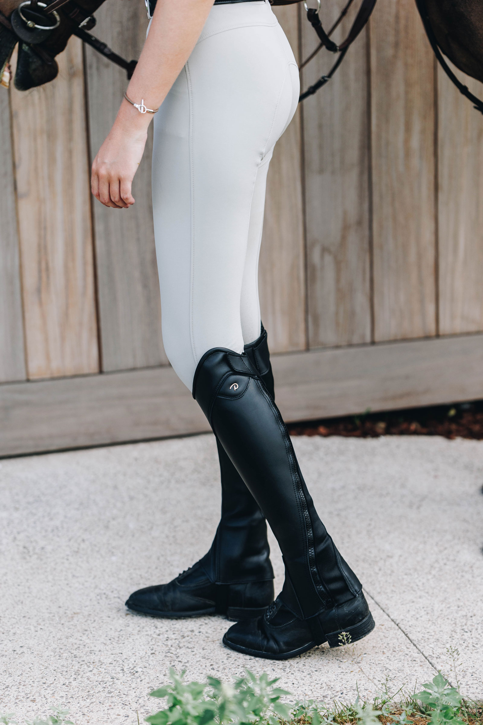 Dy'on Classic Comfort Half Chaps