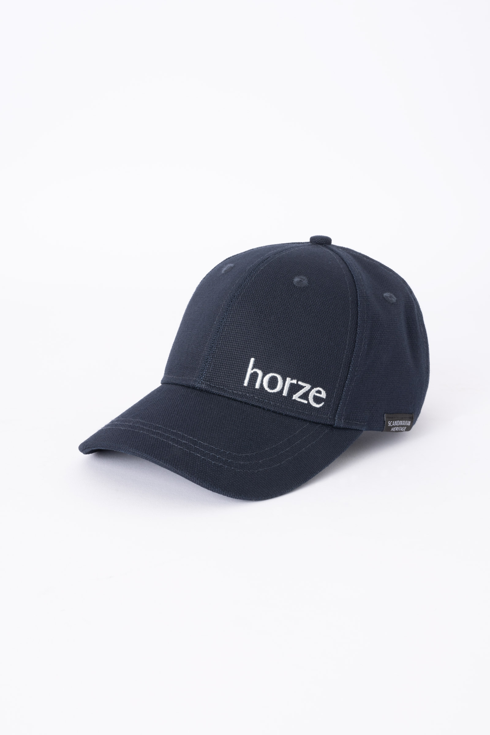 Horze Cap with flag logo