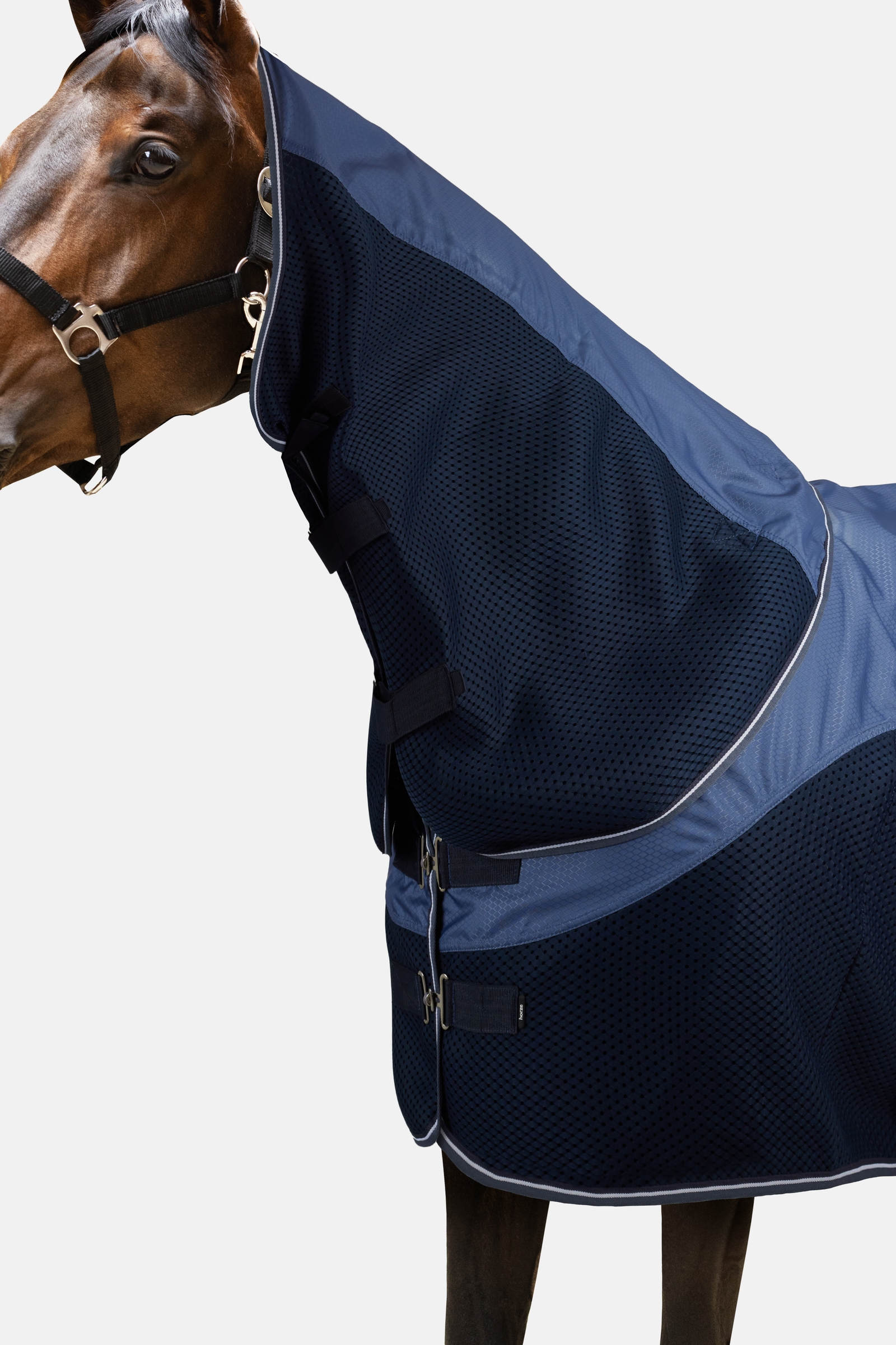 Horze Aircool 3D Rain Rug With Detachable Neck