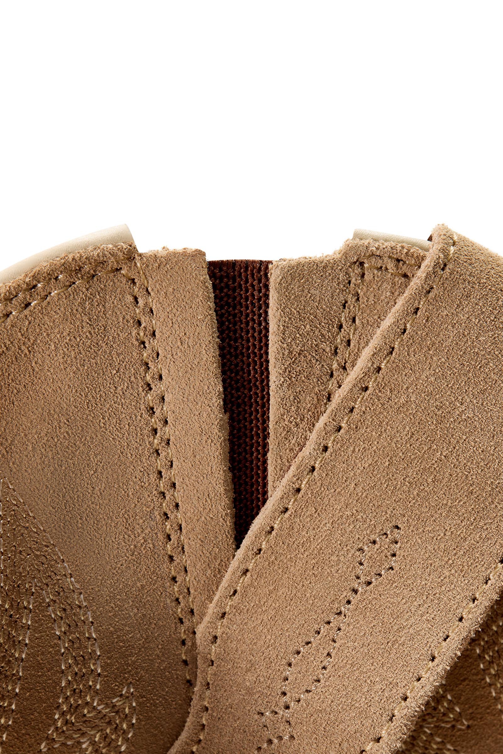 Ariat Women's Heritage Round Toe StretchFit Western Boots