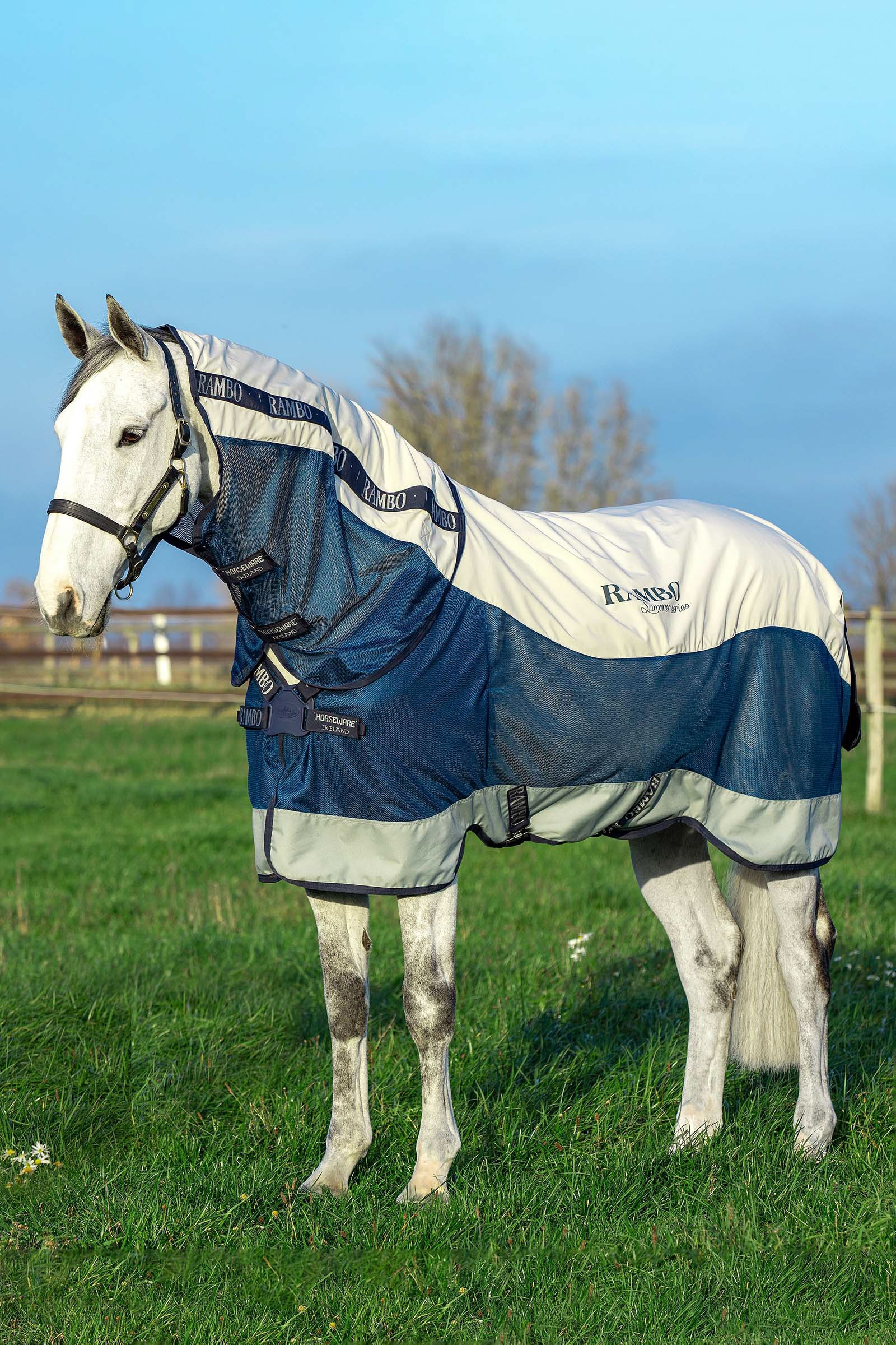 Horseware Rambo Summer Series Turnout Rug With Liner and Detachable Neck, 100g
