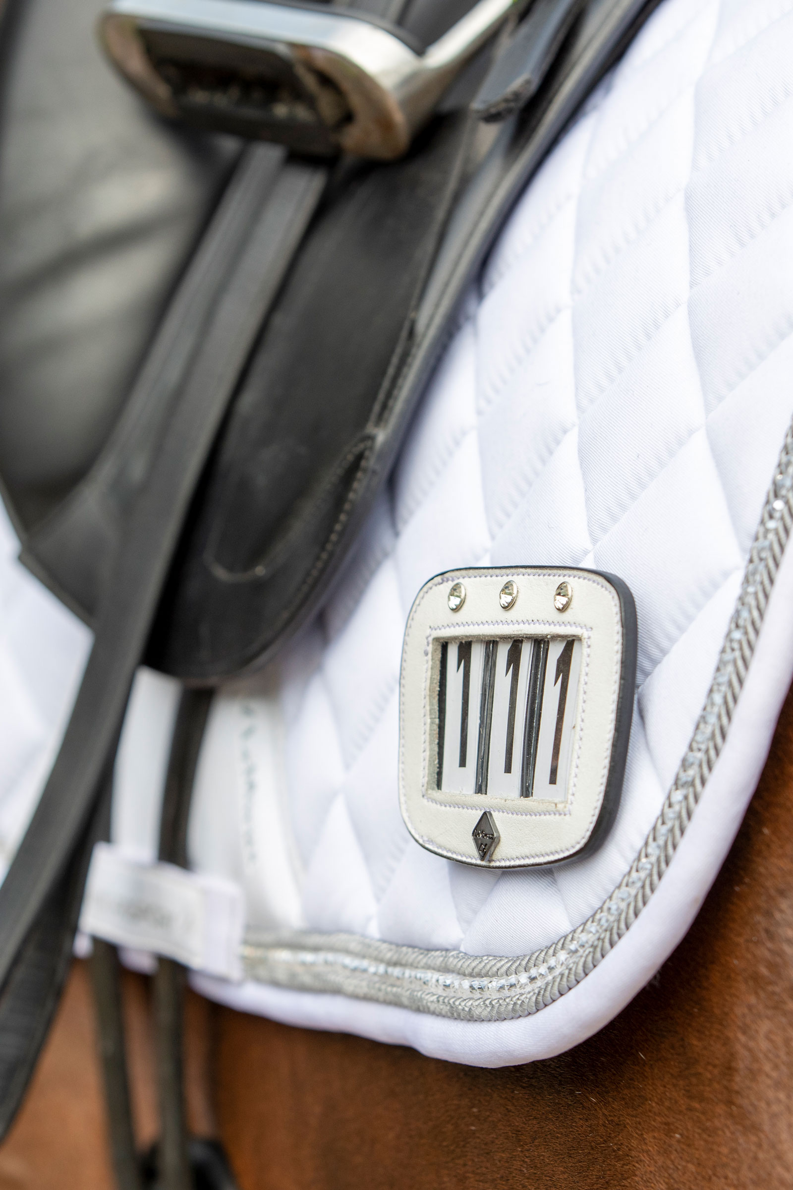 LeMieux Saddle Number Holder With Crystals