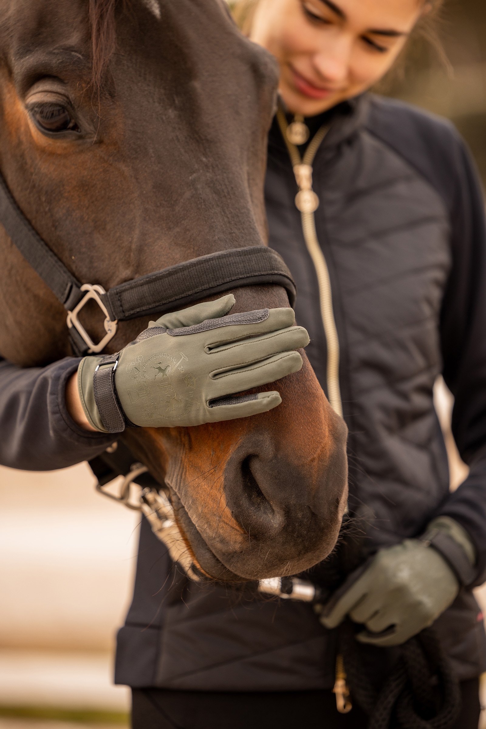 B Vertigo Laia Women's Riding Gloves with Logo Print