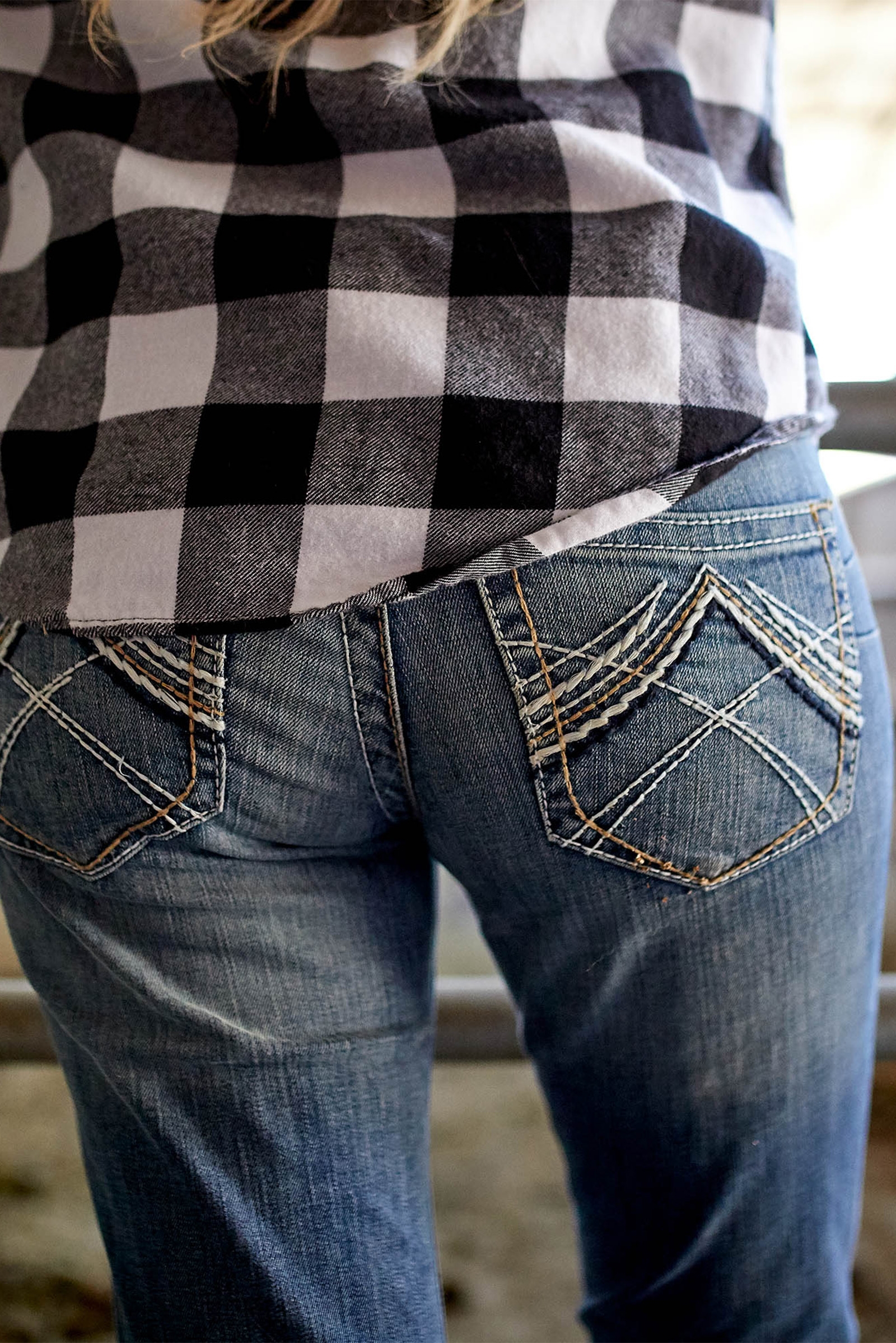 Ariat Whipstitch R.E.A.L. Women&acute;s Mid Rise Stretch Boot Cut Jeans